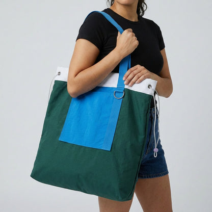 Folda | Foldable Tote Bag - Plus size model