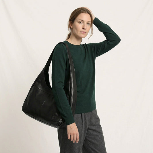 Zoey Shoulder Bag - PU Leather Adjustable Strap Carryall - Plus size model