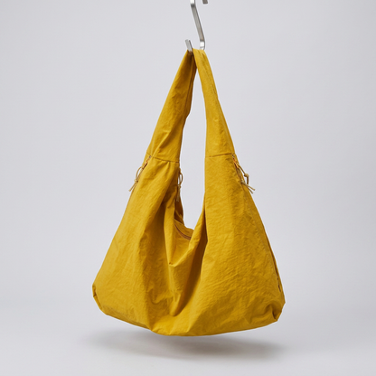 Joya | Hobo Bag - Plus size model