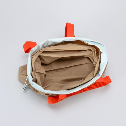 Folda | Foldable Tote Bag - Plus size model