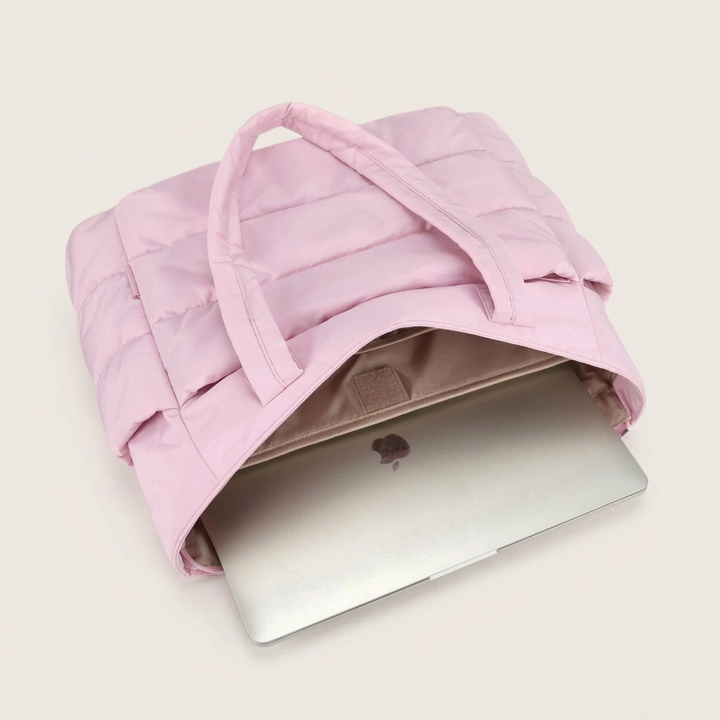 Sanna | Tote Bag - Plus size model
