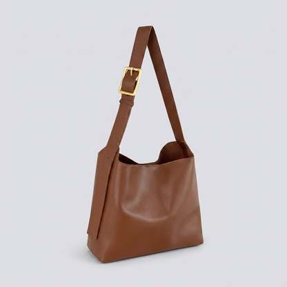 Ganna | Shoulder Bag - Plus size model