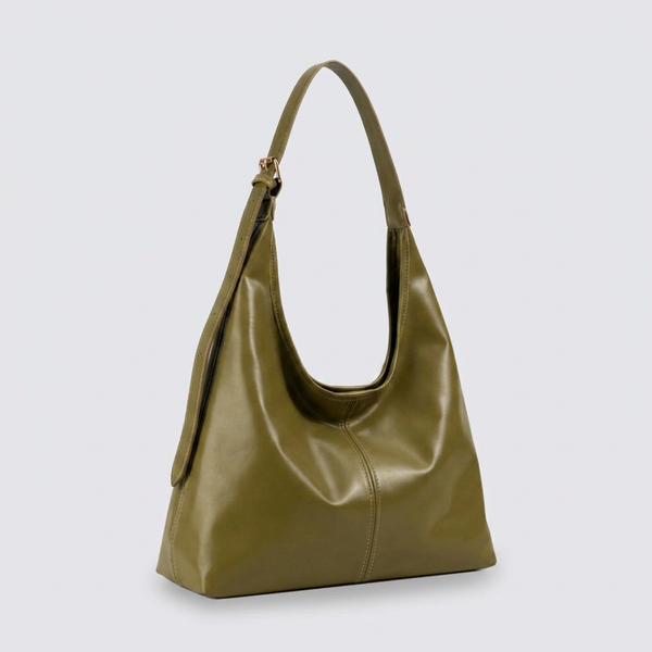 Naora | Hobo Bag - Plus size model