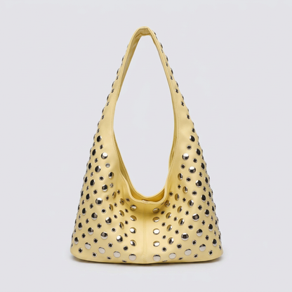 Molly | Hobo Bag - Plus size model