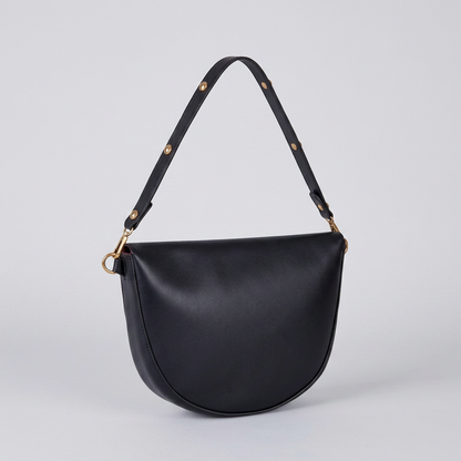 Lune | Crossbody Bag - Plus size model