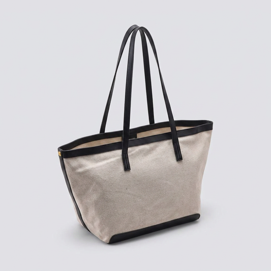 Hafa | Tote Bag - Plus size model