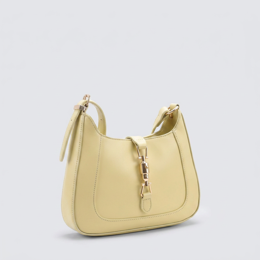 Rivoire | Shoulder Bag - Plus size model