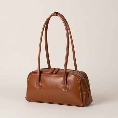 Melya | Shoulder Bag - Plus size model