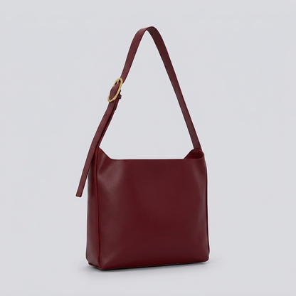 Ganna | Shoulder Bag - Plus size model