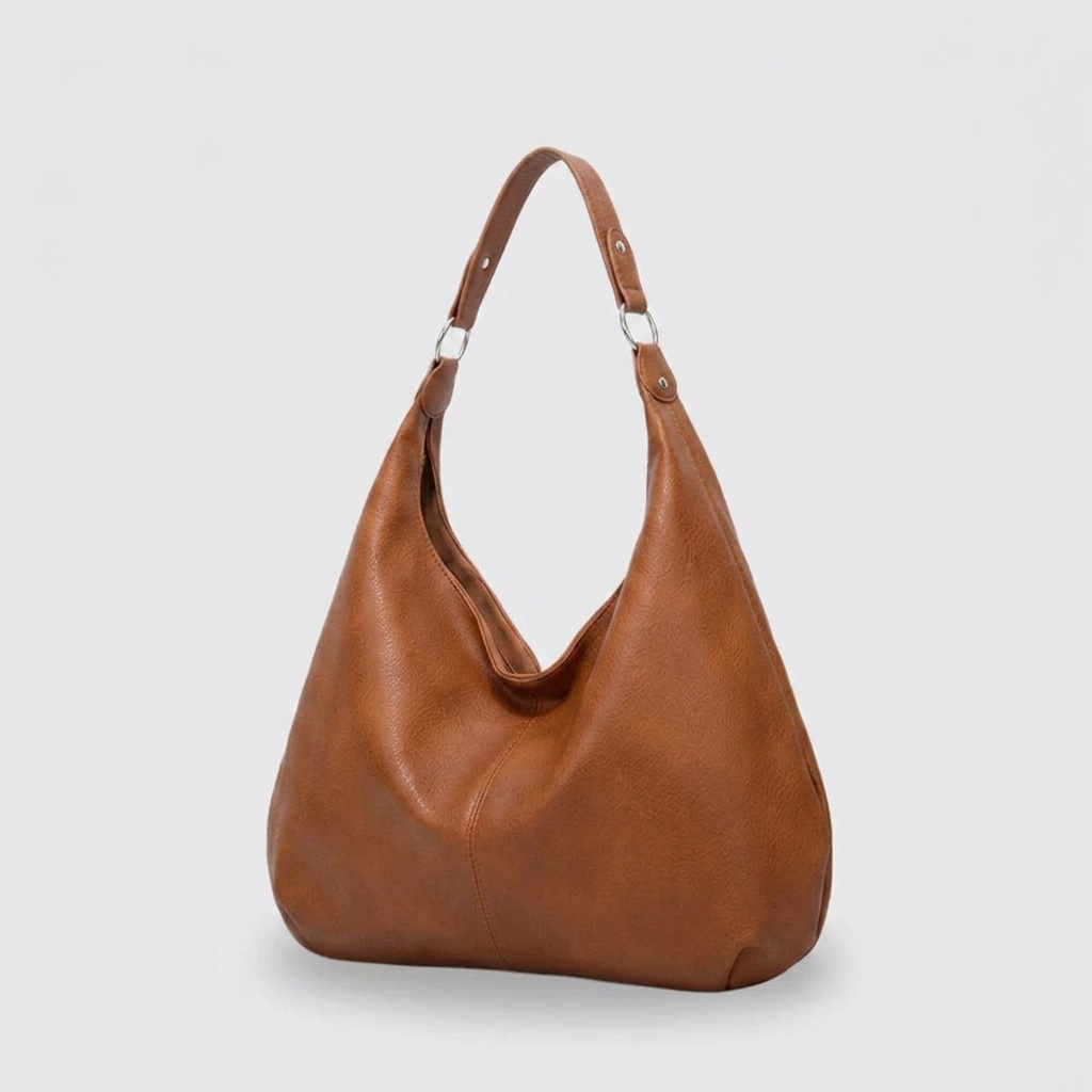 Ohana | Hobo Bag - Plus size model