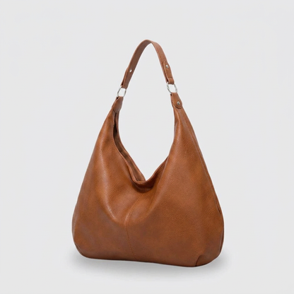 Ohana | Hobo Bag - Plus size model