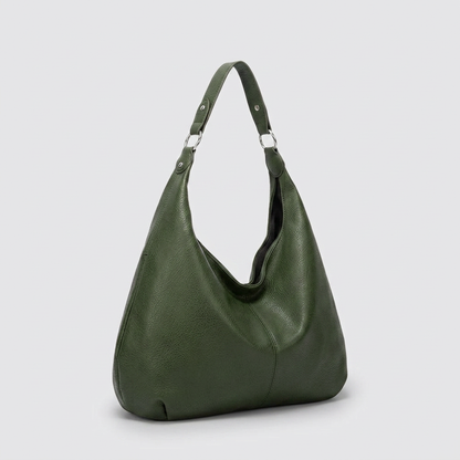 Ohana | Hobo Bag - Plus size model