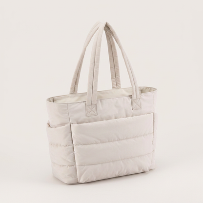 Sanna | Tote Bag - Plus size model