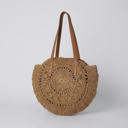 Vamah | Tote Bag - Plus size model