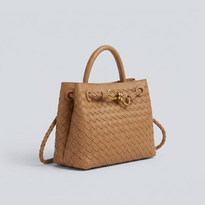 Amara Woven Bag - Plus size model