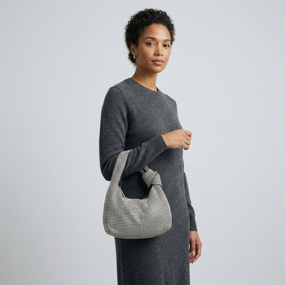 Aria Bag - Plus size model