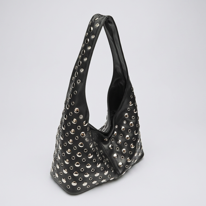 Molly | Hobo Bag - Plus size model
